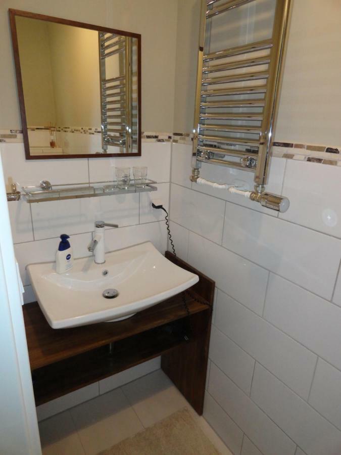 Cottage Ferienwohnung Mit Seeblick 卡普特 外观 照片